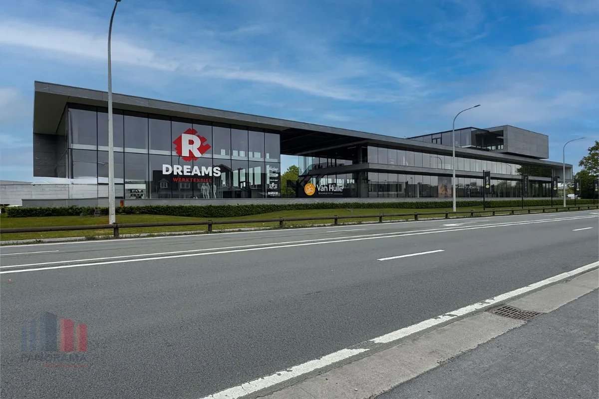 Handelszaak te  huur in Tielt 8700 5750.00€  slaapkamers 561.00m² - Zoekertje 637915