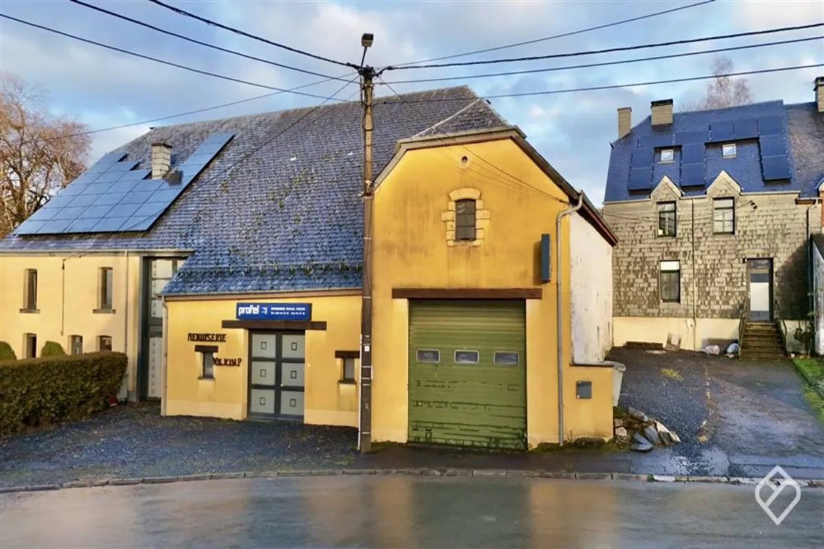 Appartementsgebouw te  koop in Mellier 6860 320000.00€  slaapkamers 360.00m² - Zoekertje 639009