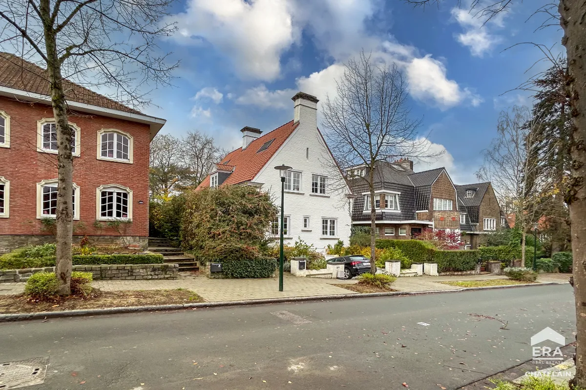 Huis te  koop in Ukkel 1180 1300000.00€ 4 slaapkamers 260.00m² - Zoekertje 638908