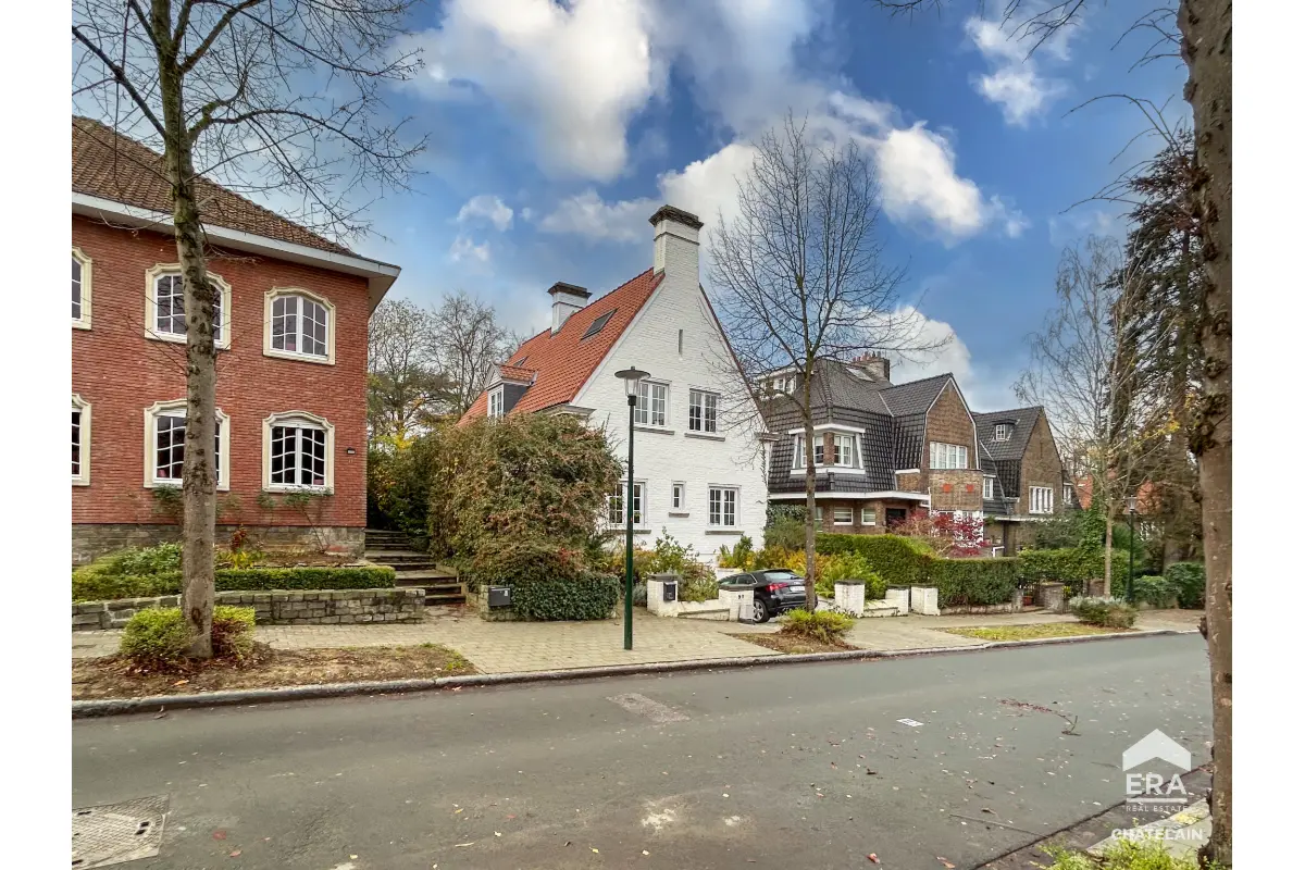 Maison à  à Uccle 1180 1300000.00€ 4 chambres 260.00m² - annonce 638908