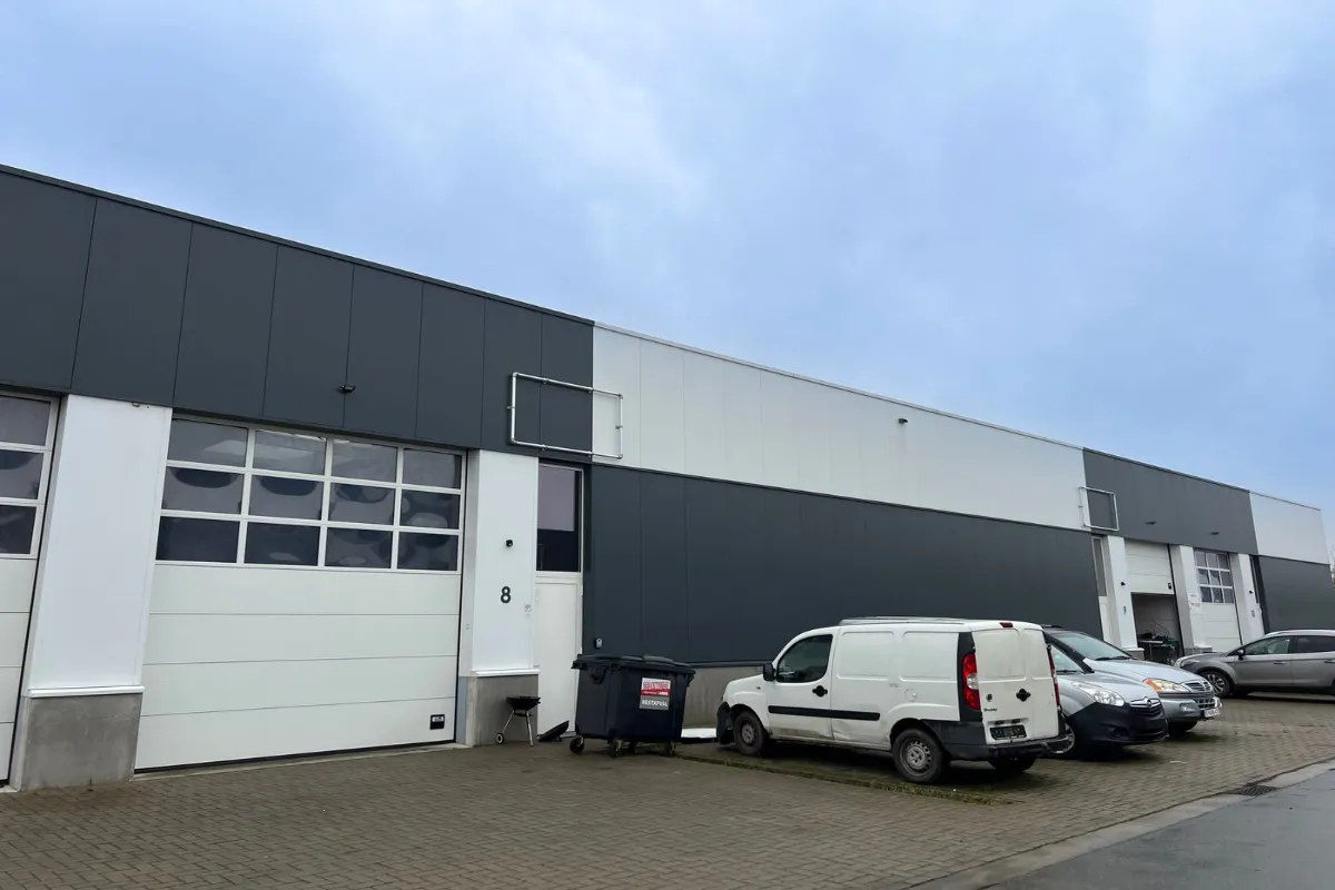 Handelszaak te  huur in Houthalen-Helchteren 3530 1135.00€  slaapkamers 225.00m² - Zoekertje 637942