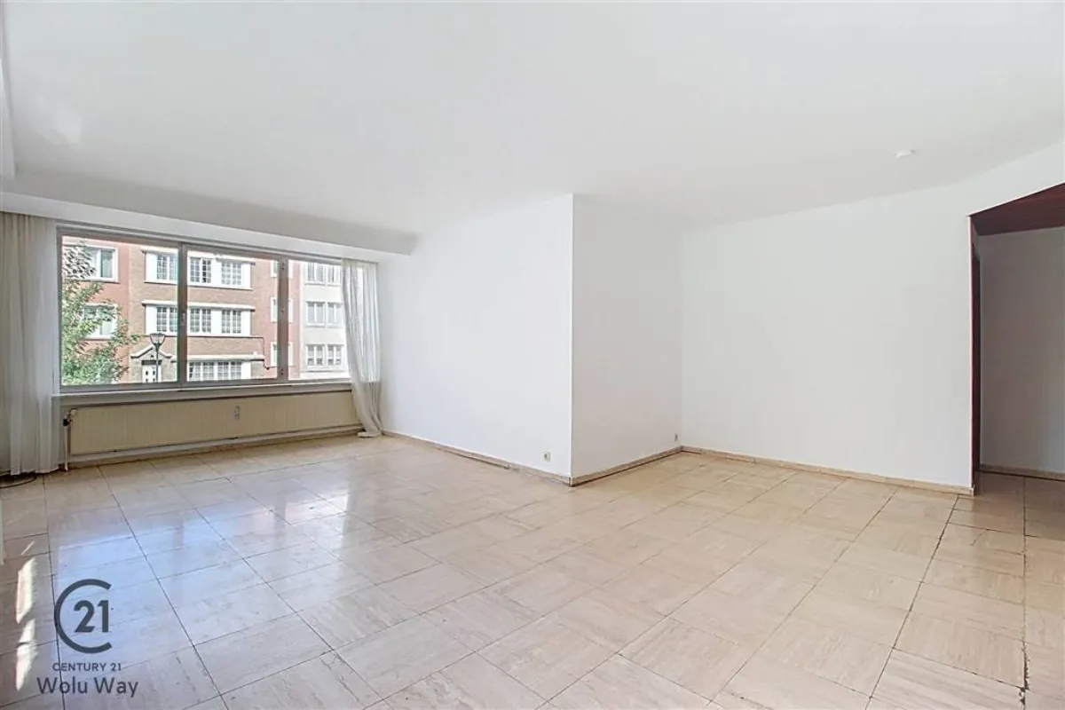 Appartement à vendre à Woluwe-Saint-Lambert 1200 290000.00€ 2 chambres 95.00m² - annonce 638671