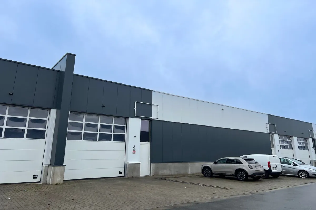 Handelszaak te  huur in Houthalen-Helchteren 3530 1135.00€  slaapkamers 225.00m² - Zoekertje 637941