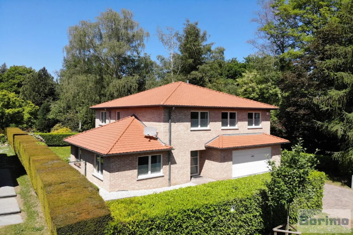 Huis te  huur in Kraainem 1950 3350.00€ 4 slaapkamers 240.00m² - Zoekertje 638585