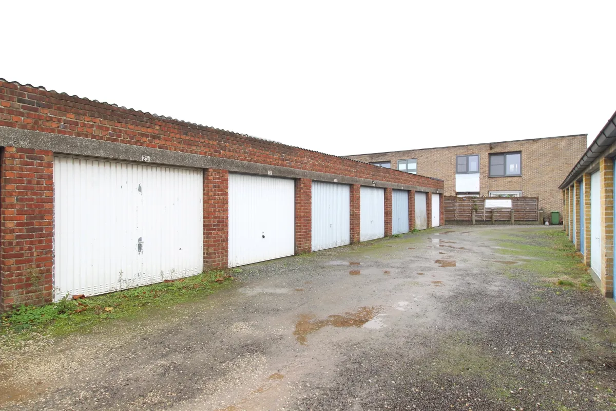 Parking & garage te  koop in Heusden 9070 25000.00€  slaapkamers m² - Zoekertje 638077