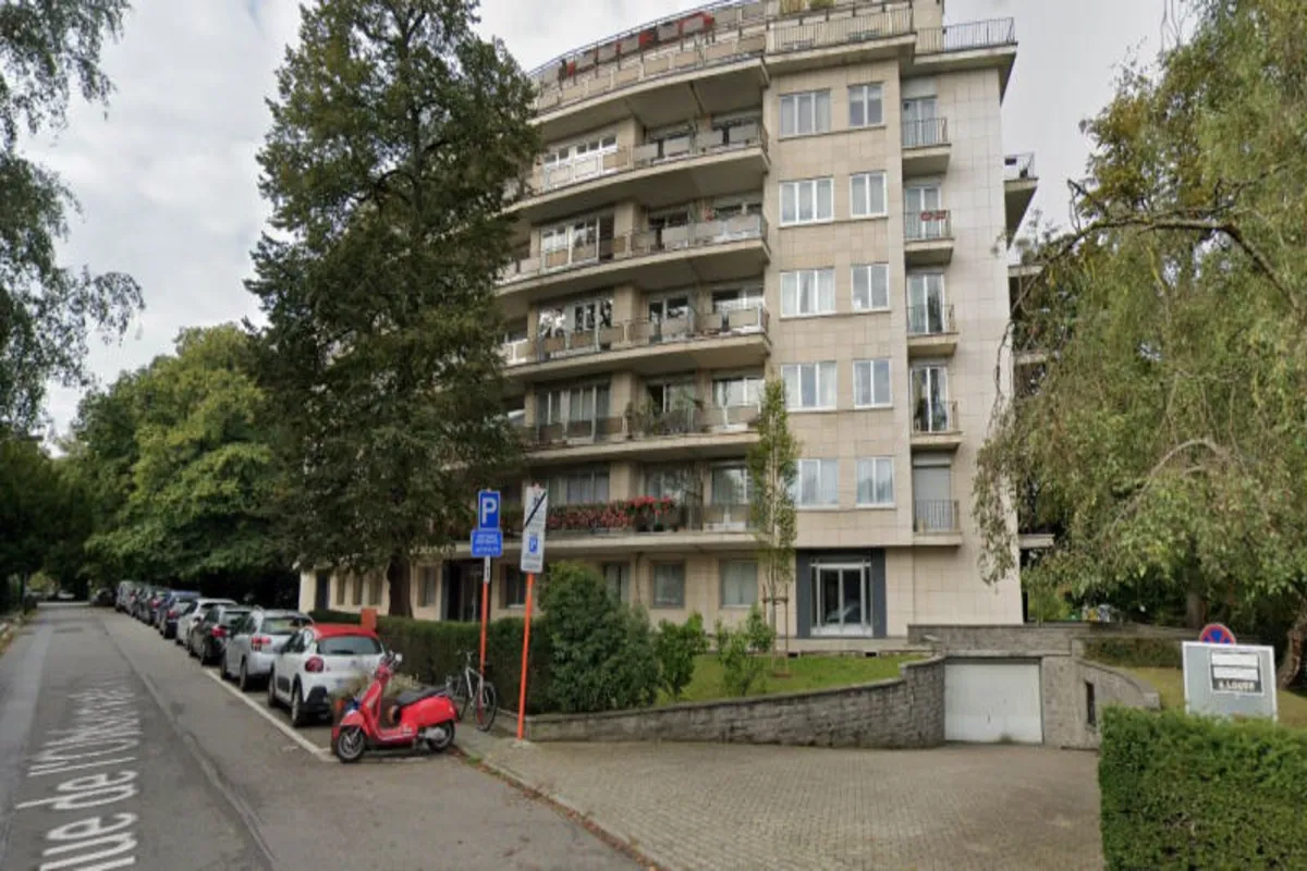 Box à  à Uccle 1180 140.00€  chambres m² - annonce 638998
