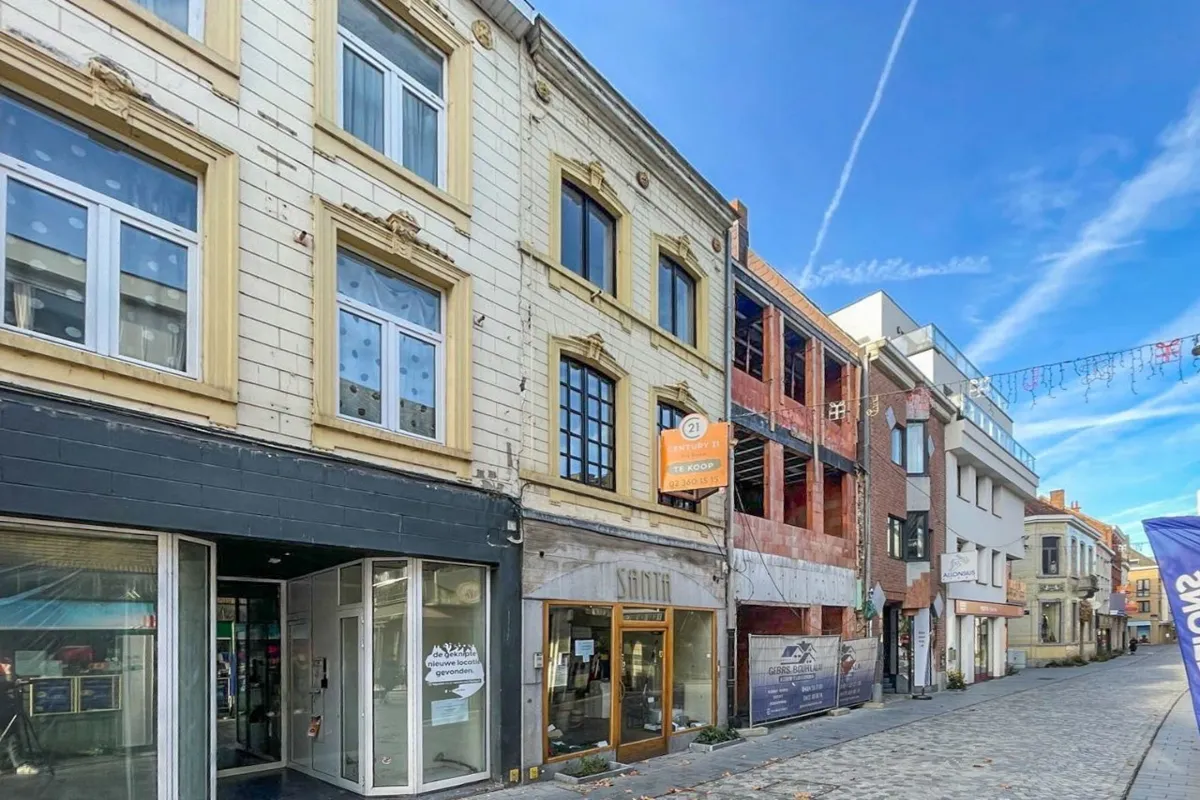 Appartementsgebouw te  koop in Hal 1500 425000.00€  slaapkamers 190.00m² - Zoekertje 638650