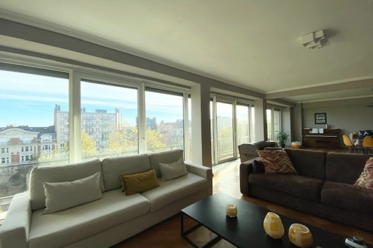 Appartement à louer à Etterbeek 1040 2350.00€ 3 chambres 187.00m² - annonce 639309