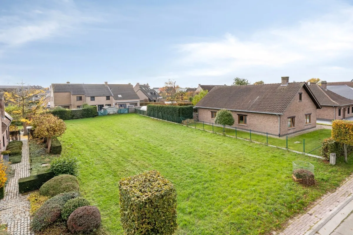 Grond te  koop in Merchtem 1785 375000.00€  slaapkamers m² - Zoekertje 639450