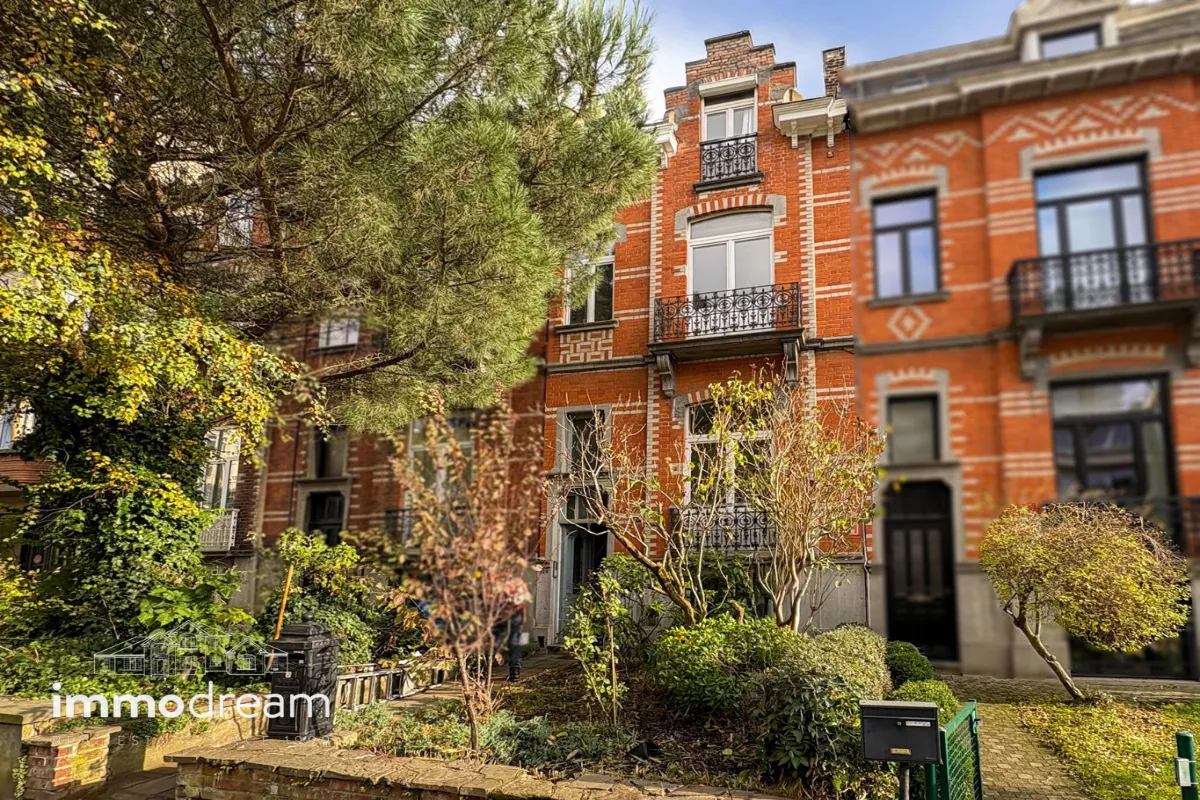 Huis te  koop in Elsene 1050 945000.00€ 6 slaapkamers 268.00m² - Zoekertje 640300