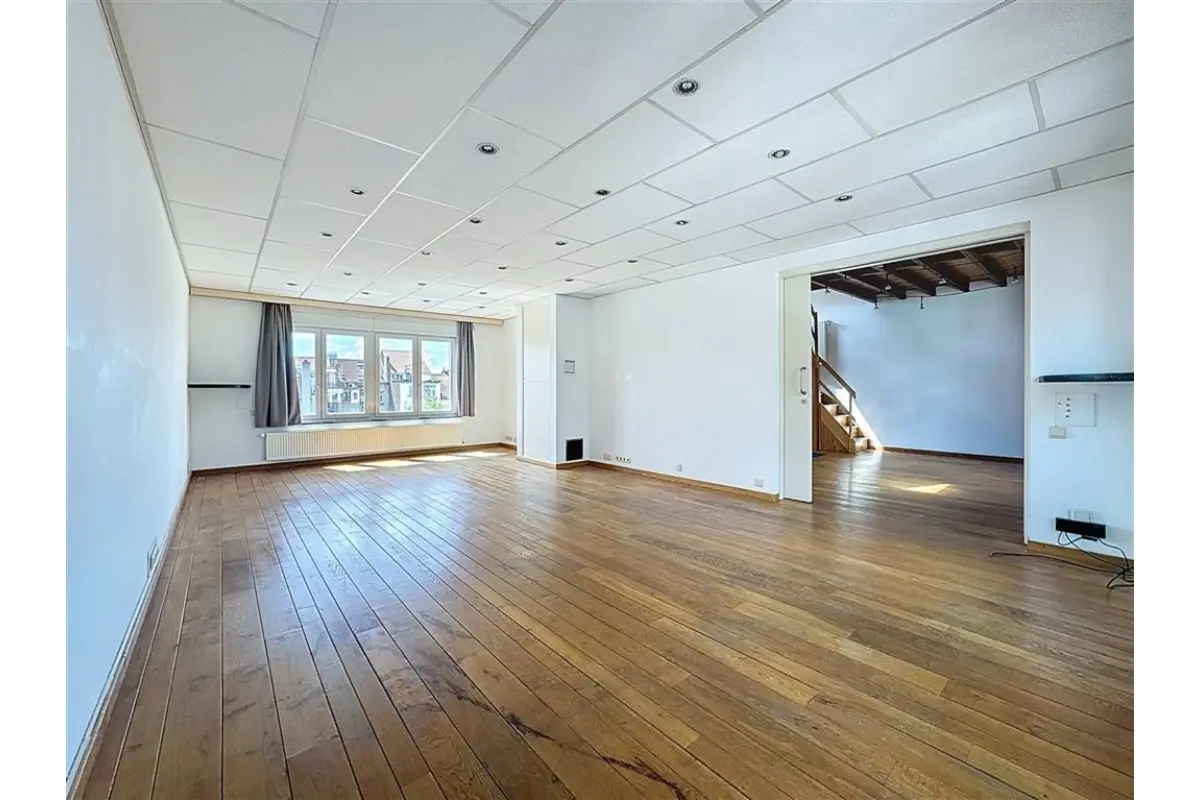 Appartement te  in Schaarbeek 1030 1100.00€ 1 slaapkamers 90.00m² - Zoekertje 640478