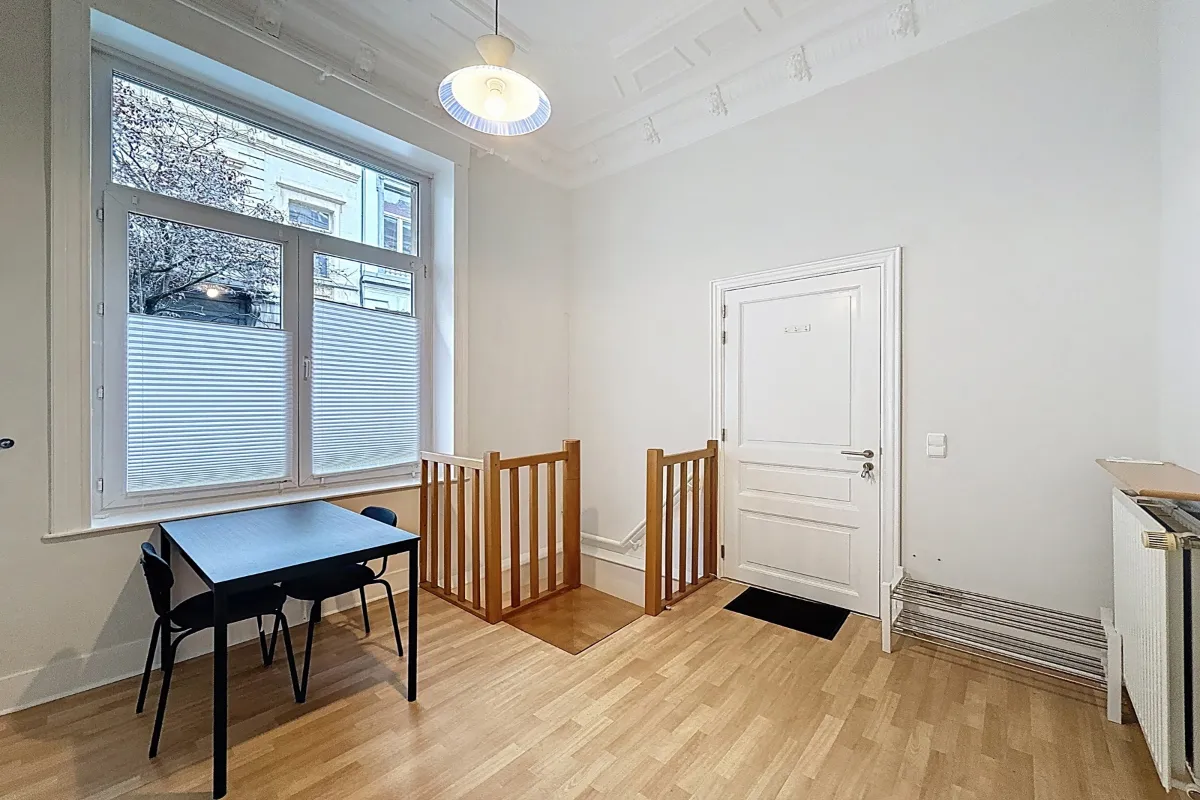 Duplex te  in Sint-Gillis 1060 1045.00€ 1 slaapkamers 56.00m² - Zoekertje 640193