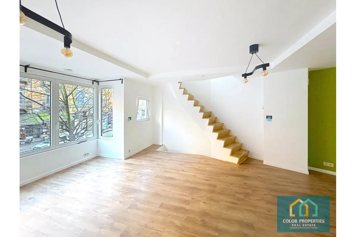 Maison à louer à Schaerbeek 1030 2350.00€ 4 chambres 185.00m² - annonce 639729