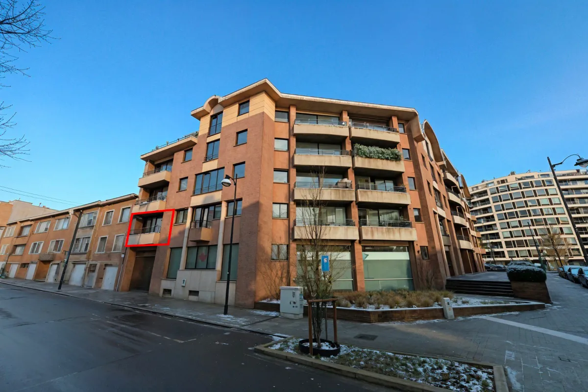 Appartement à vendre à Molenbeek-Saint-Jean 1080 244000.00€ 2 chambres 90.00m² - annonce 640248