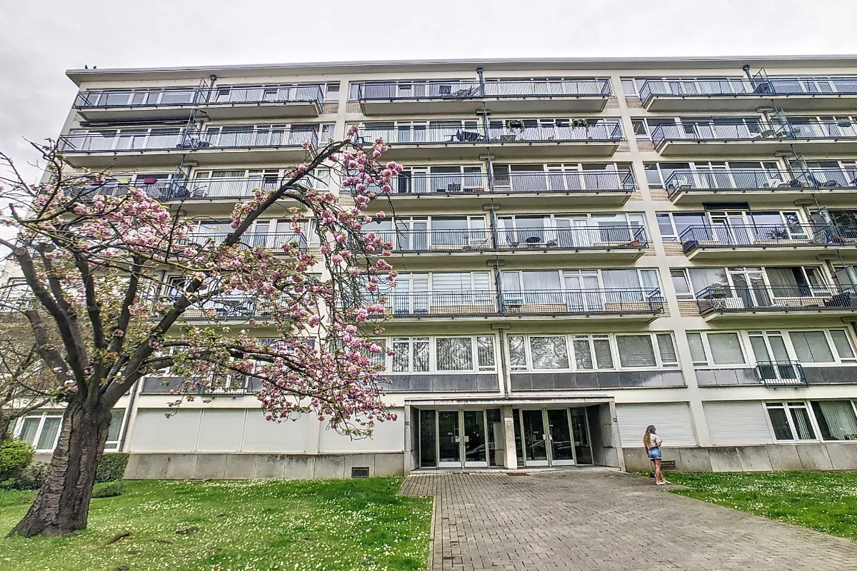 Appartement te  huur in Schaarbeek 1030 950.00€ 1 slaapkamers 60.00m² - Zoekertje 640208