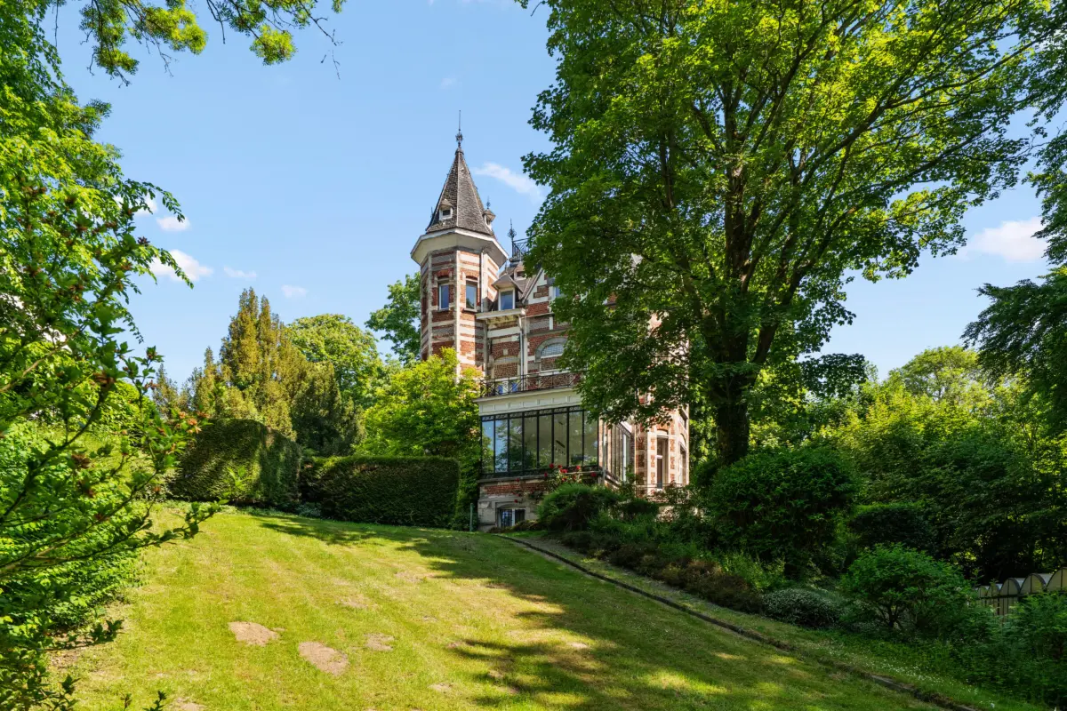 Villa te  koop in Ukkel 1180 1995000.00€ 5 slaapkamers 415.00m² - Zoekertje 640312