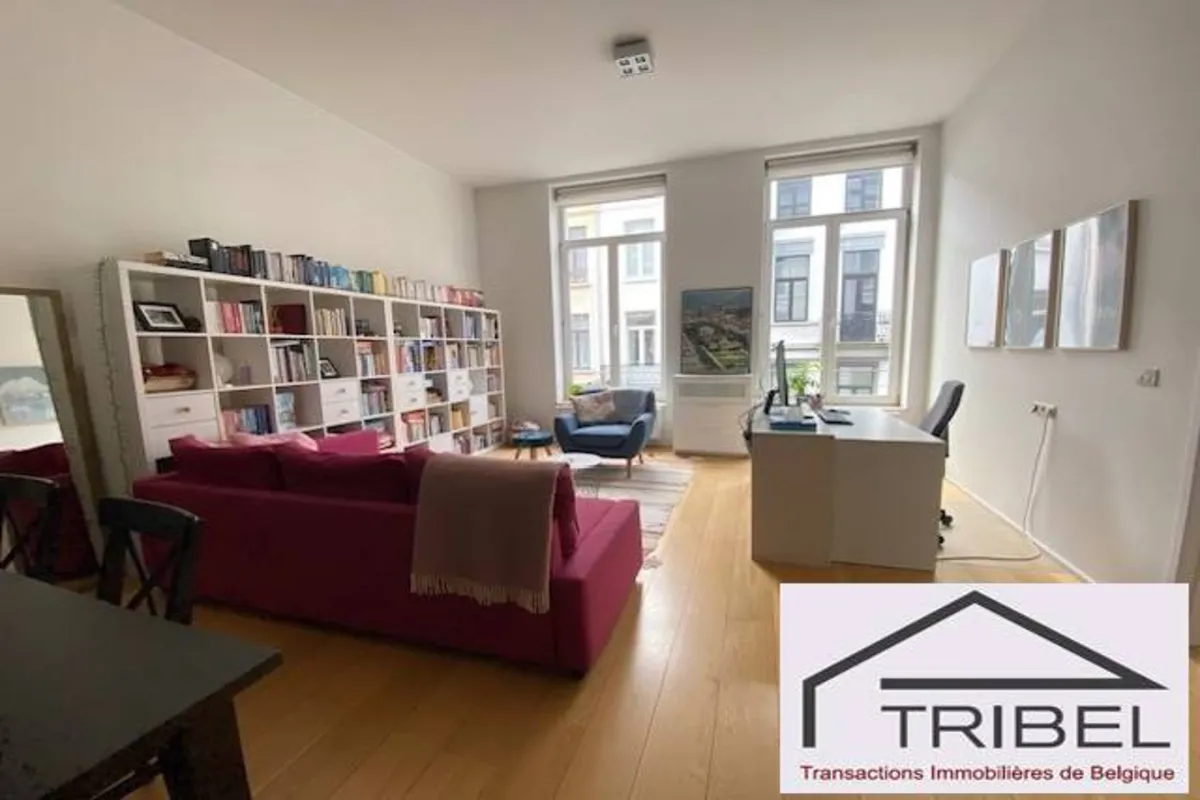 Appartement te  in Elsene 1050 1300.00€ 1 slaapkamers 85.00m² - Zoekertje 640520