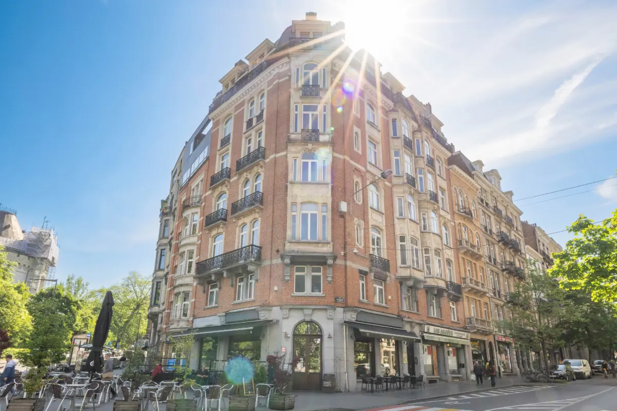 Appartement te  koop in Sint-Gillis 1060 315000.00€ 2 slaapkamers 95.00m² - Zoekertje 640128