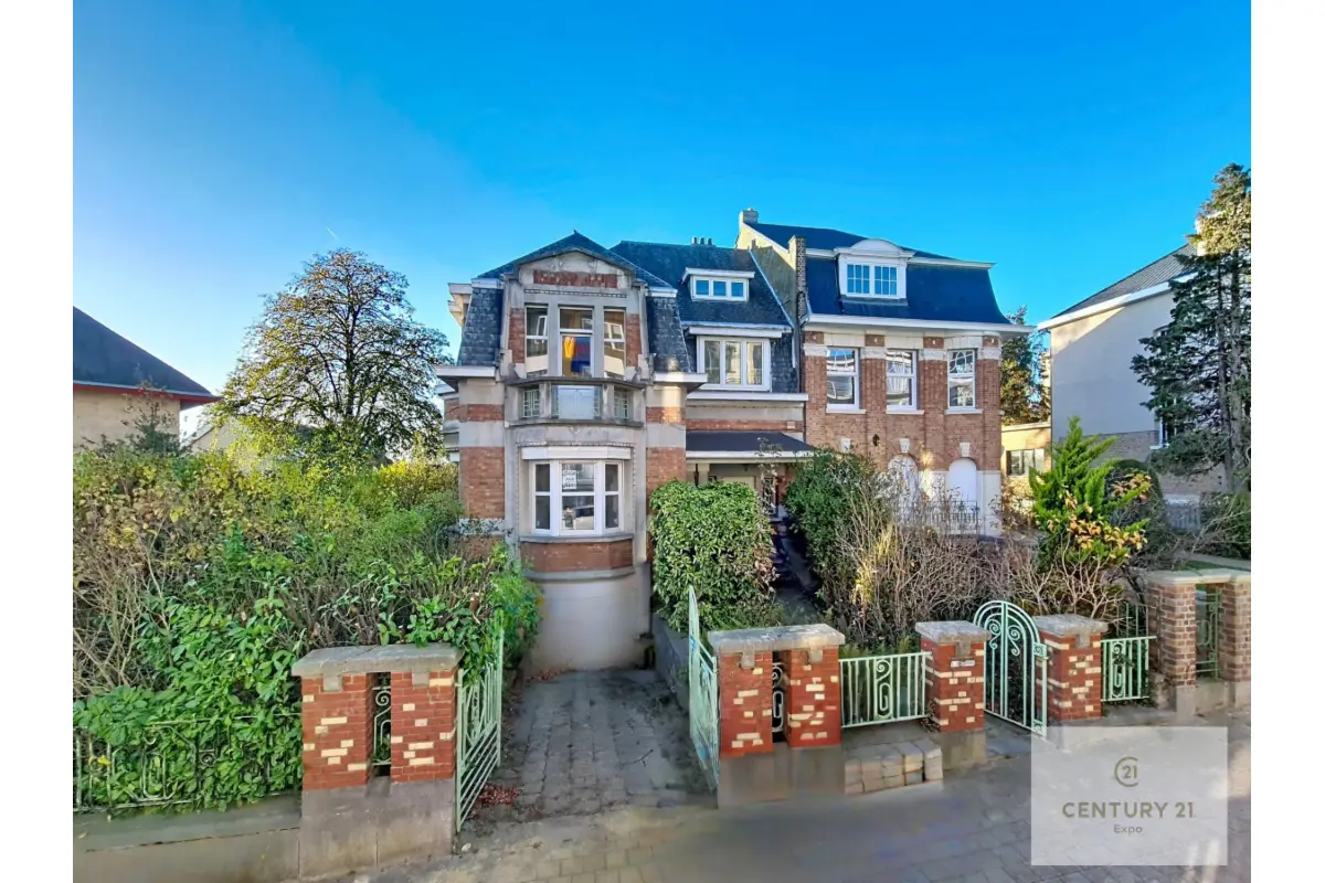 Maison à vendre à Berchem-Sainte-Agathe 1082 885000.00€ 5 chambres 304.00m² - annonce 640493