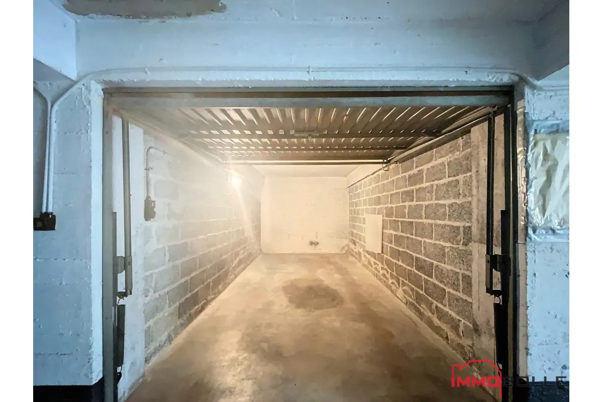 Parking & garage te  huur in Etterbeek 1040 115.00€  slaapkamers m² - Zoekertje 640643