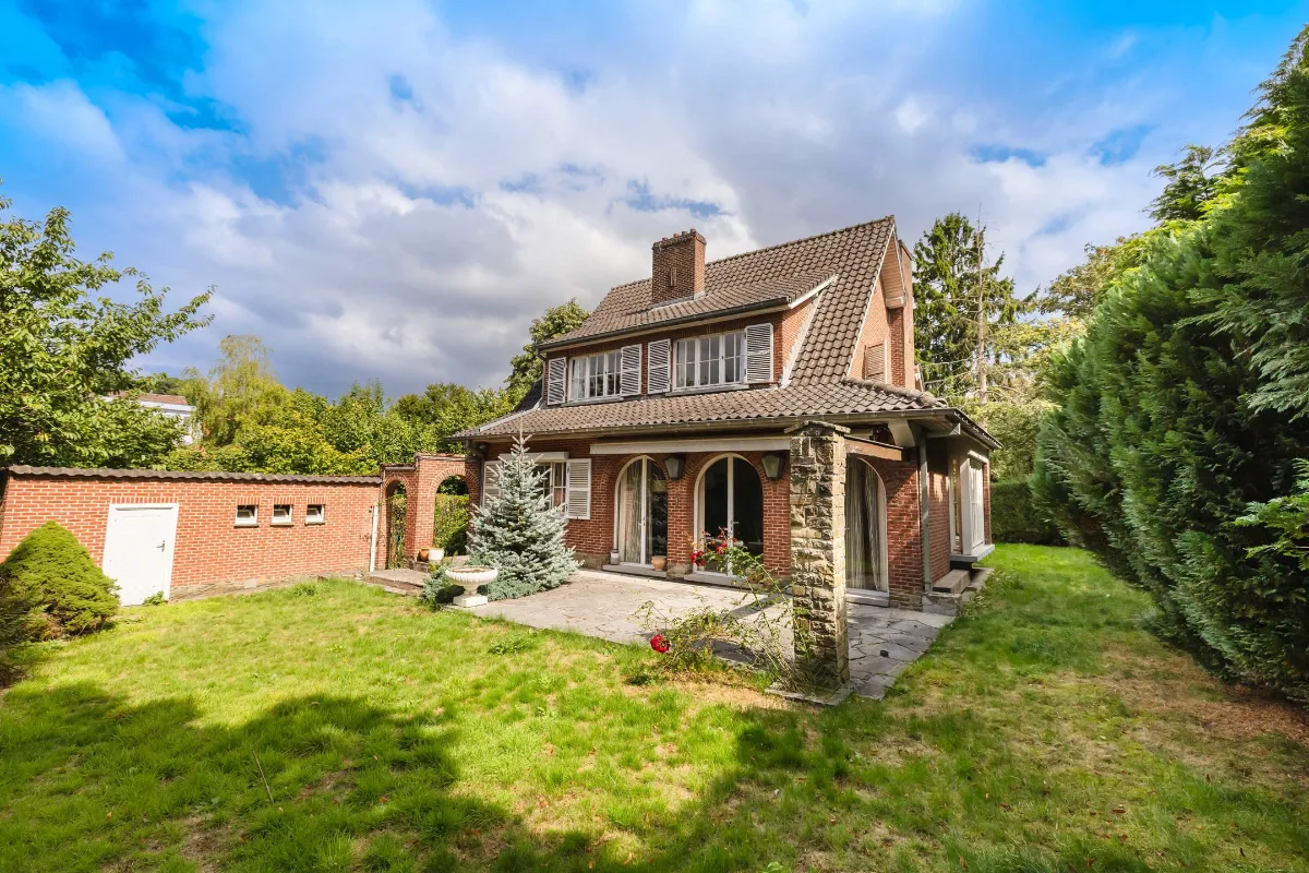 Huis te  koop in Ukkel 1180 749000.00€ 4 slaapkamers 220.00m² - Zoekertje 640129