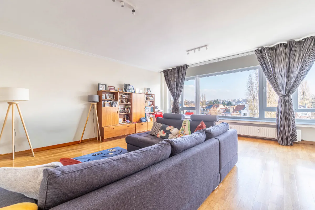 Appartement te  koop in Ukkel 1180 285000.00€ 2 slaapkamers 80.00m² - Zoekertje 640276