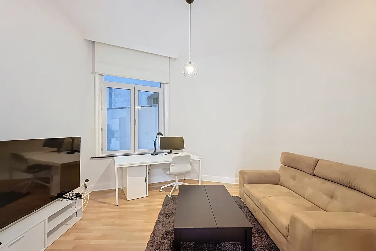 Duplex te  in Sint-Gillis 1060 995.00€ 1 slaapkamers 56.00m² - Zoekertje 640192