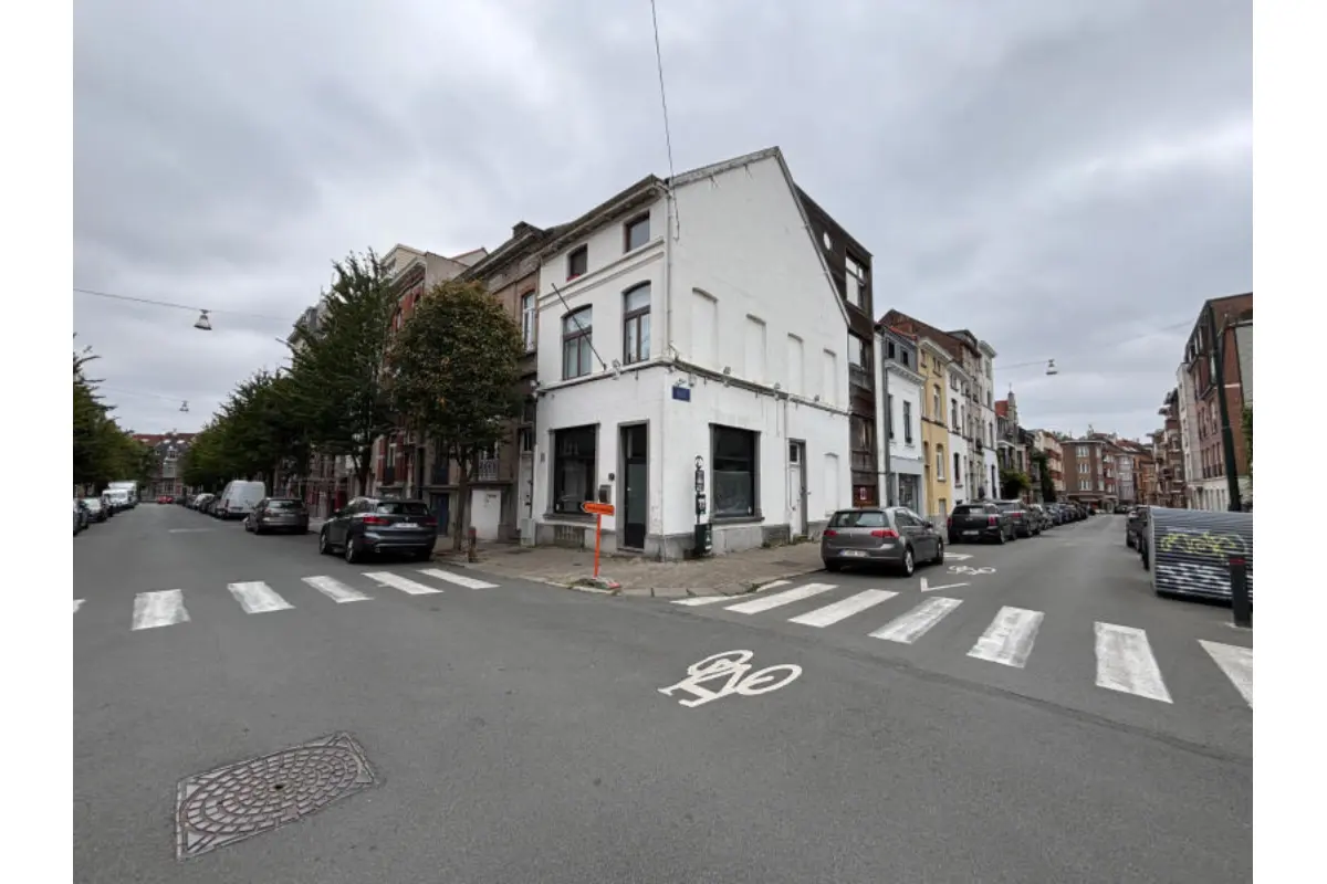 Handelszaak te  in Ukkel 1180 740.00€  slaapkamers 40.00m² - Zoekertje 641034