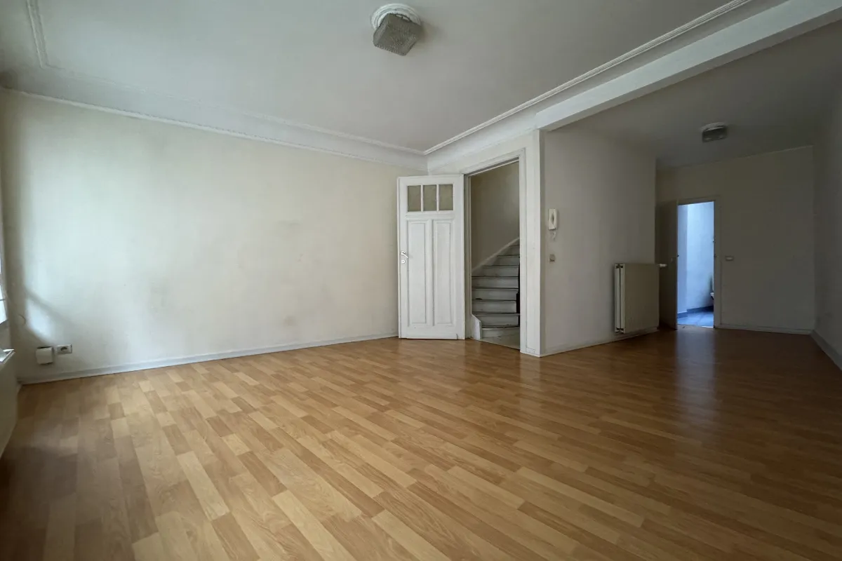 Huis te  koop in Anderlecht 1070 350000.00€ 3 slaapkamers 161.00m² - Zoekertje 641185