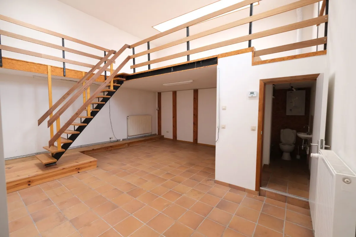 Commerce à louer à Saint-Gilles 1060 650.00€  chambres 62.00m² - annonce 641502