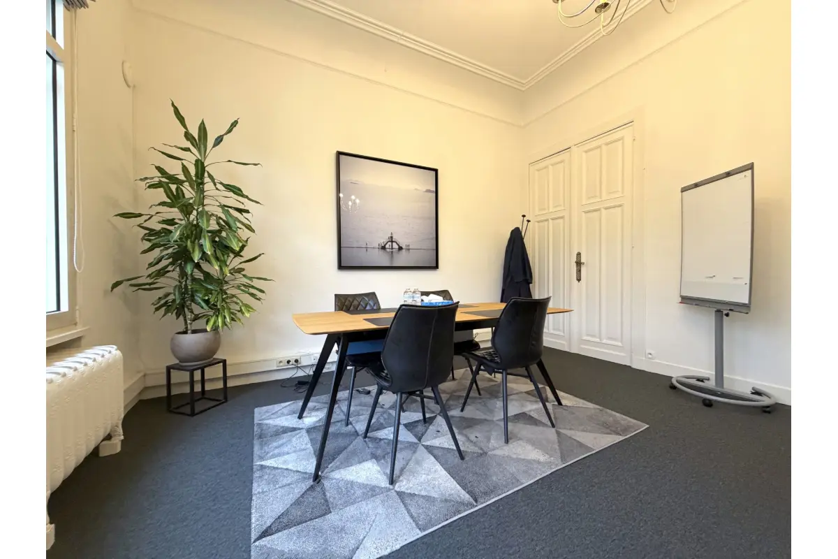 Handelszaak te  in Sint-Lambrechts-Woluwe 1200 850.00€  slaapkamers 25.00m² - Zoekertje 641362