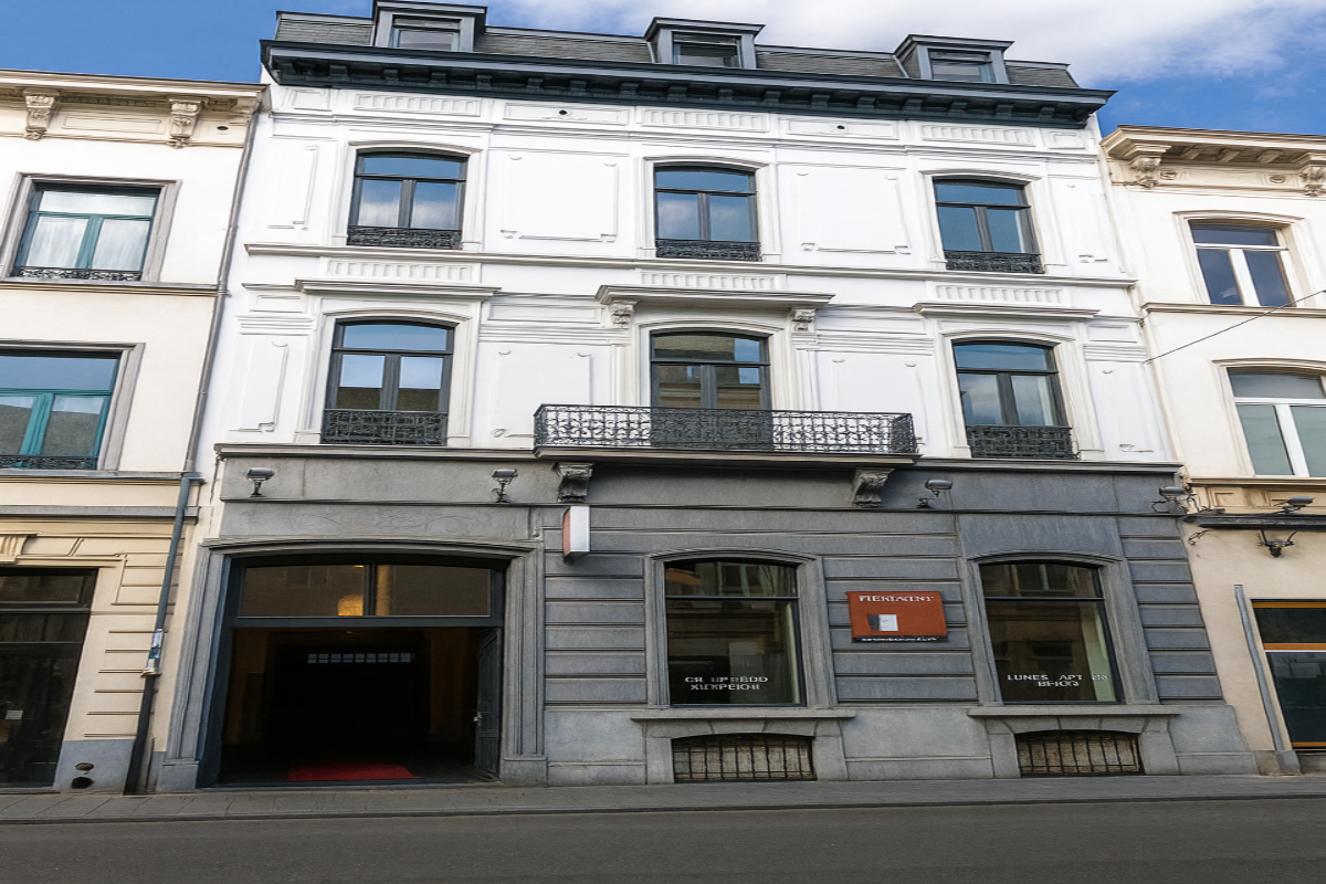 Appartement te  koop in Brussel 1000 480000.00€ 3 slaapkamers 152.00m² - Zoekertje 641111