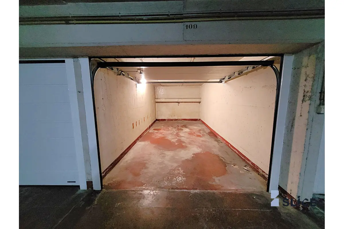 Parking / garage à vendre à Forest 1190 30000.00€  chambres m² - annonce 641333