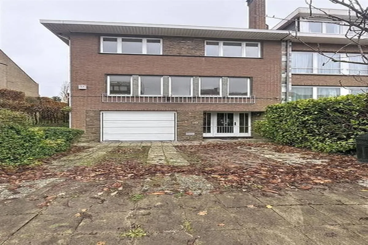 Huis te  huur in Watermaal-Bosvoorde 1170 2500.00€ 4 slaapkamers 240.00m² - Zoekertje 641413