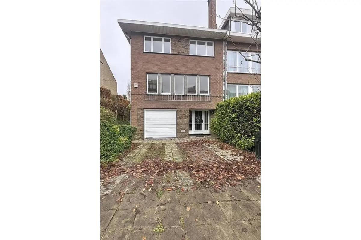 Huis te  huur in Watermaal-Bosvoorde 1170 2500.00€ 4 slaapkamers 240.00m² - Zoekertje 641413