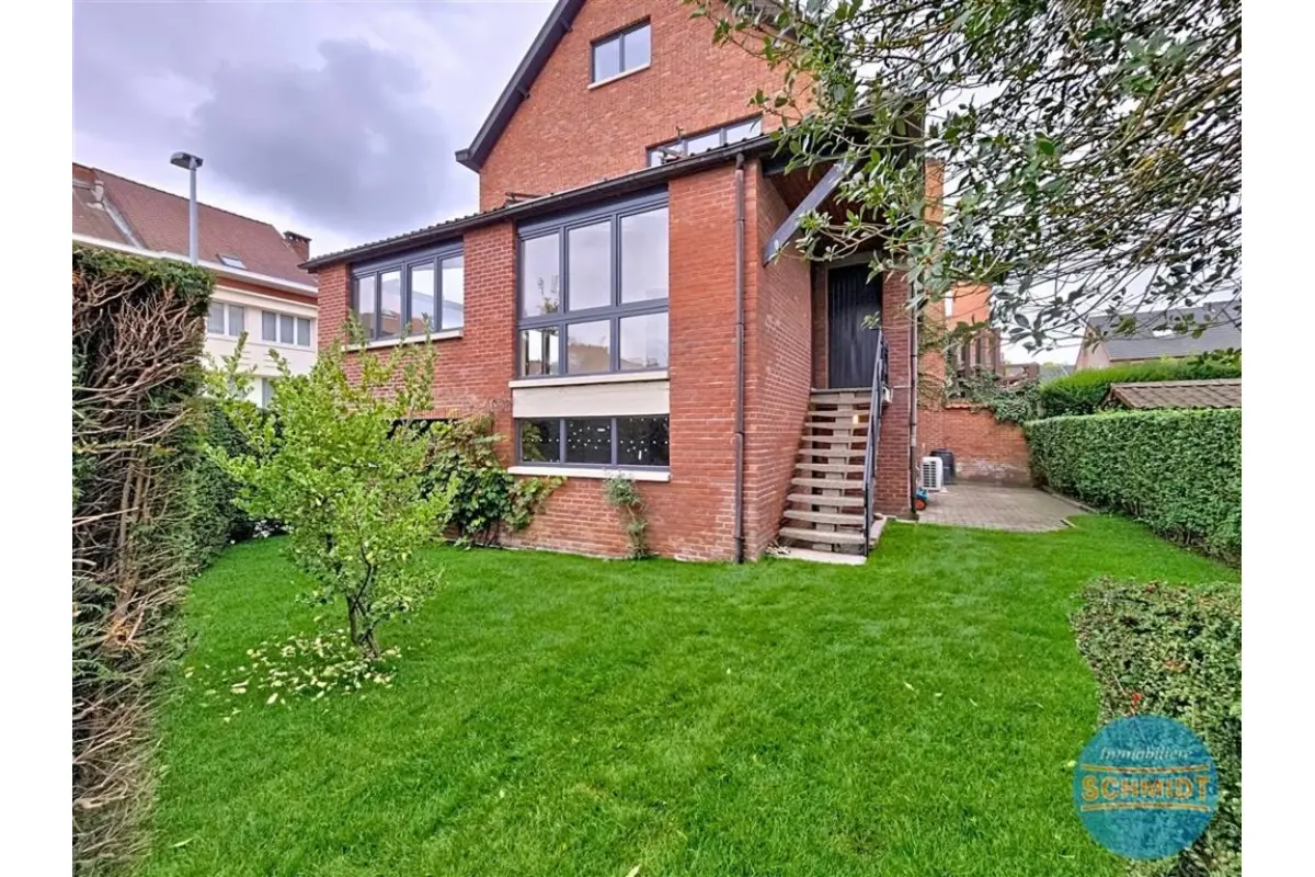 Maison à  à Braine-l'Alleud 1420 1850.00€ 3 chambres 205.00m² - annonce 641351