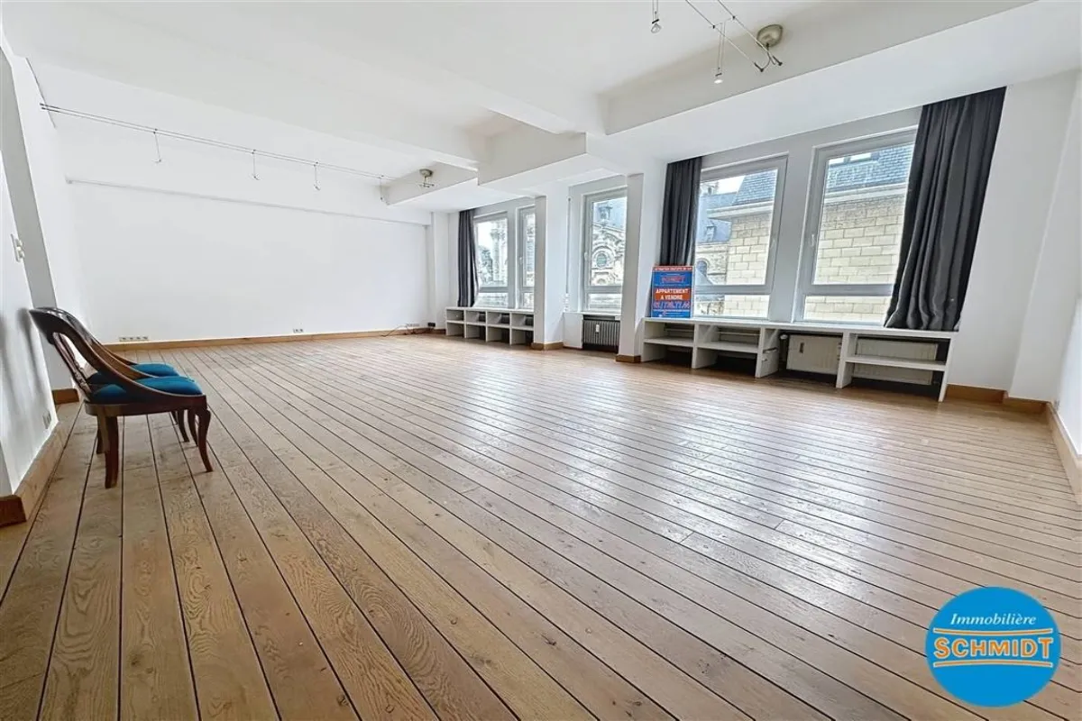 Appartement te  koop in Brussel 1000 450000.00€ 2 slaapkamers 142.00m² - Zoekertje 641357