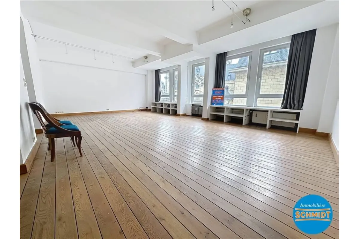 Appartement à  à Bruxelles 1000 450000.00€ 2 chambres 142.00m² - annonce 641357