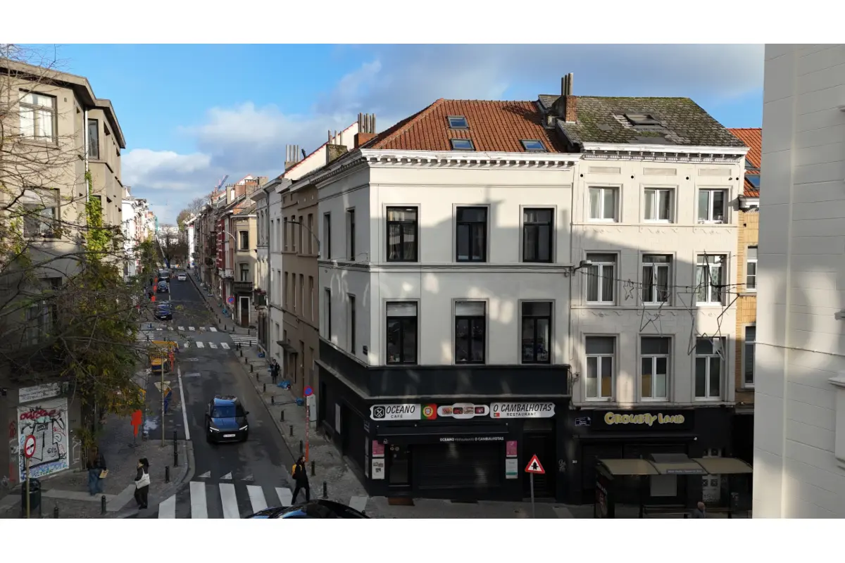 Immeuble de rapport - Immeuble à appartement à vendre à Ixelles 1050 815000.00€ 6 chambres 390.00m² - annonce 641510