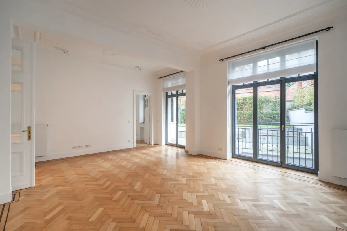 Rez-de-chaussée à louer à Saint-Gilles 1060 4750.00€ 3 chambres 250.00m² - annonce 641430