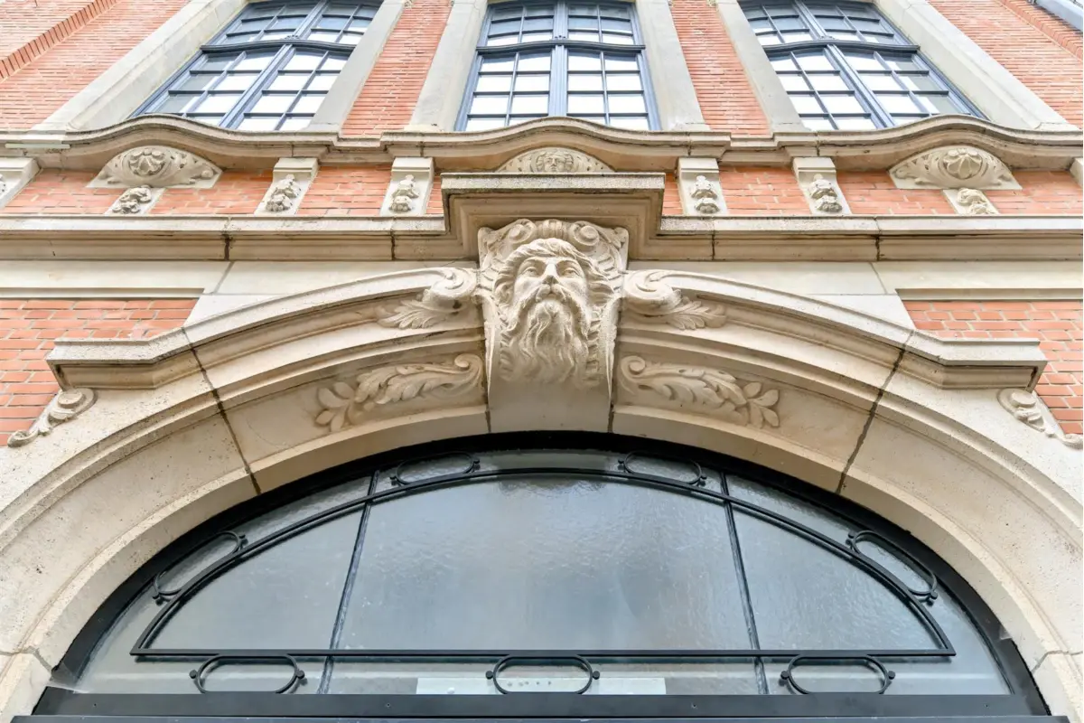 Benedenverdieping te  in Sint-Gillis 1060 4750.00€ 3 slaapkamers 250.00m² - Zoekertje 641430