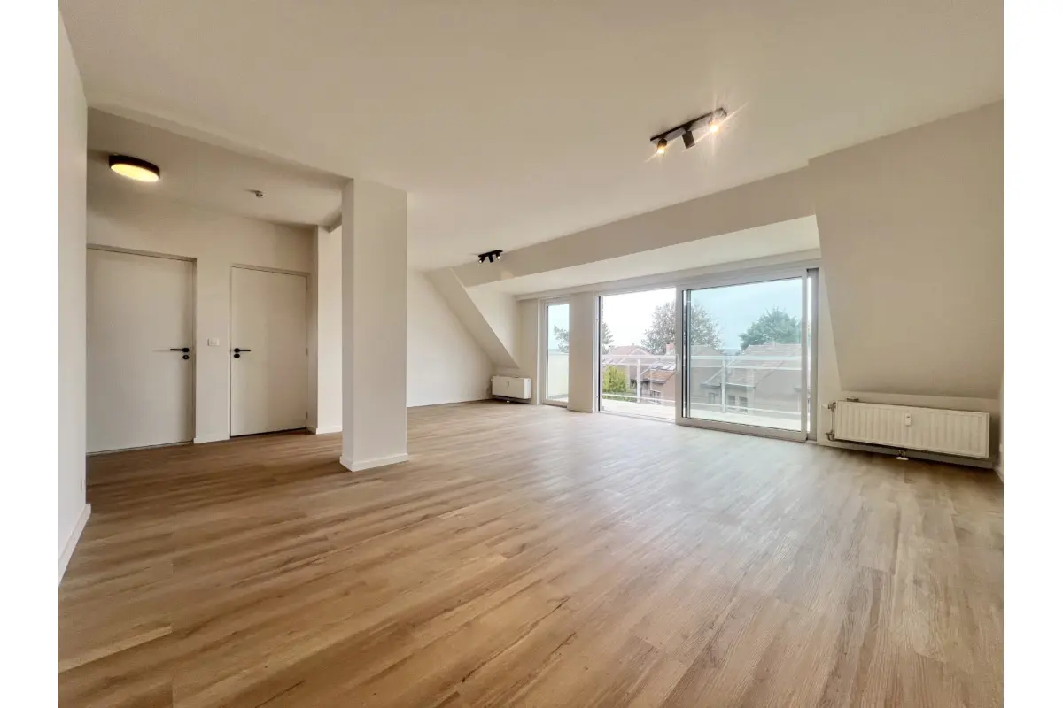 Duplex à louer à Auderghem 1160 1950.00€ 3 chambres 112.00m² - annonce 641098