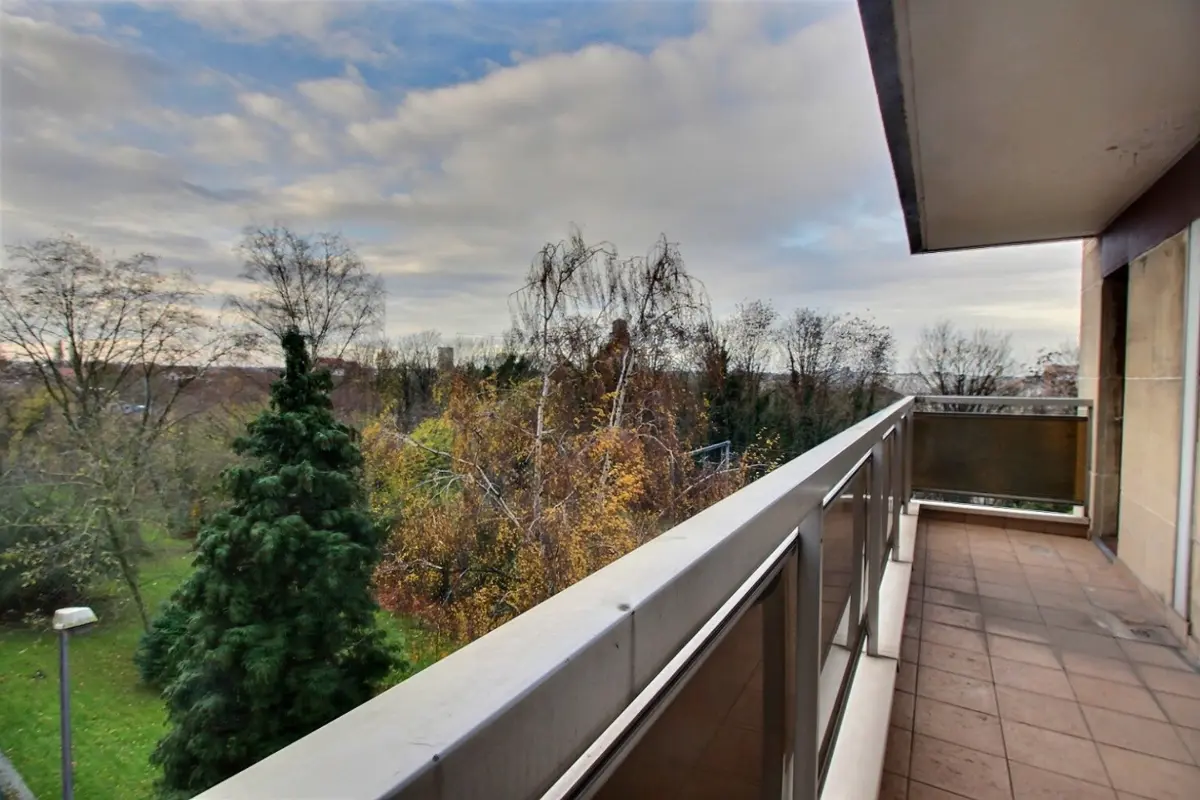 Appartement te  koop in Vorst 1190 215000.00€ 2 slaapkamers 92.00m² - Zoekertje 641363