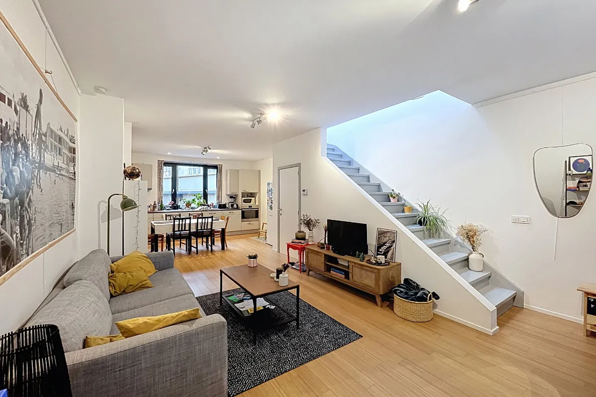 Huis te  koop in Etterbeek 1040 675000.00€ 2 slaapkamers 233.00m² - Zoekertje 641490