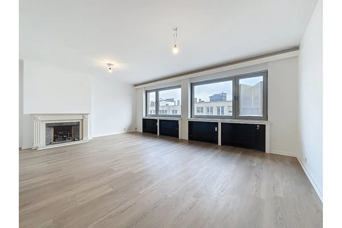 Appartement te  in Schaarbeek 1030 1450.00€ 3 slaapkamers 115.00m² - Zoekertje 641955