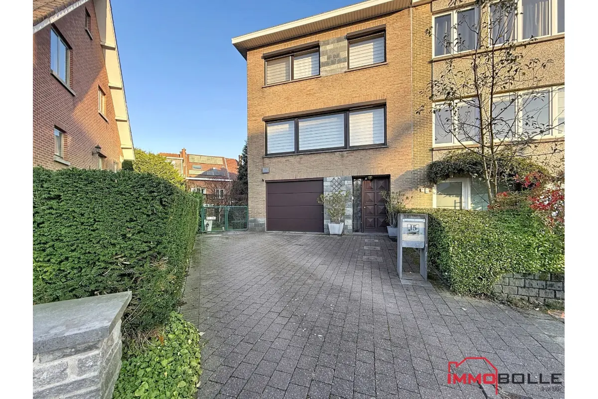 Huis te  in Oudergem 1160 745000.00€ 3 slaapkamers 173.00m² - Zoekertje 642447