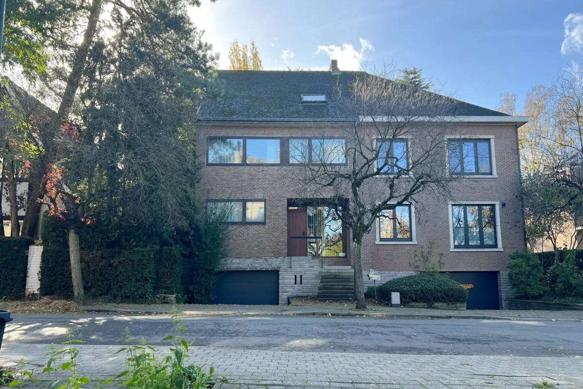 Huis te  koop in Sint-Pieters-Woluwe 1150 1020000.00€ 4 slaapkamers 383.00m² - Zoekertje 642247