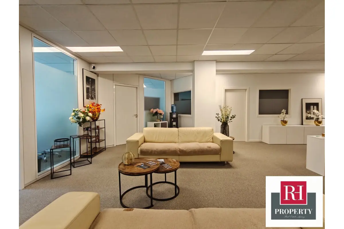 Commerce à louer à Ixelles 1050 490.00€  chambres 15.00m² - annonce 642435