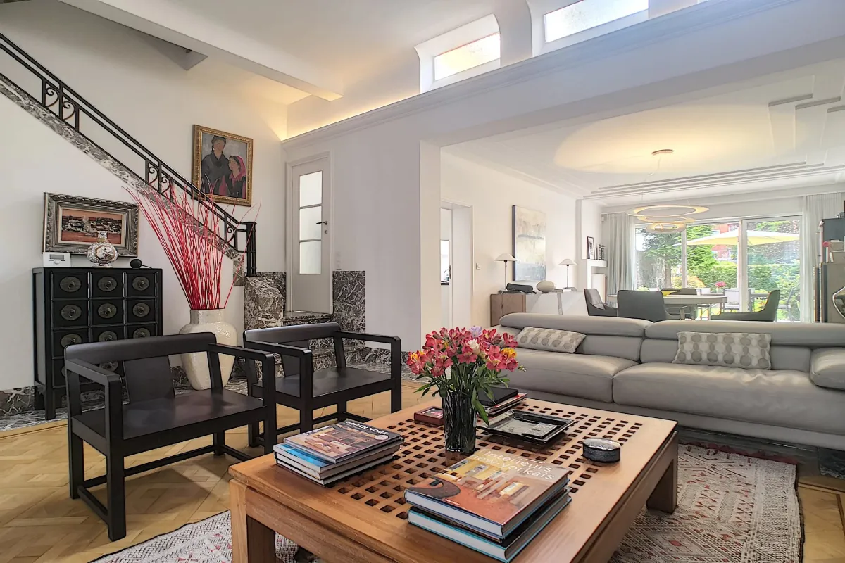 Huis te  koop in Ukkel 1180 1350000.00€ 4 slaapkamers 288.00m² - Zoekertje 642415