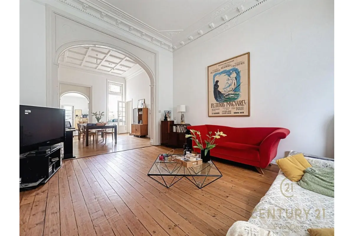 Appartement te  koop in Sint-Jans-Molenbeek 1080 399000.00€ 3 slaapkamers 173.00m² - Zoekertje 642559